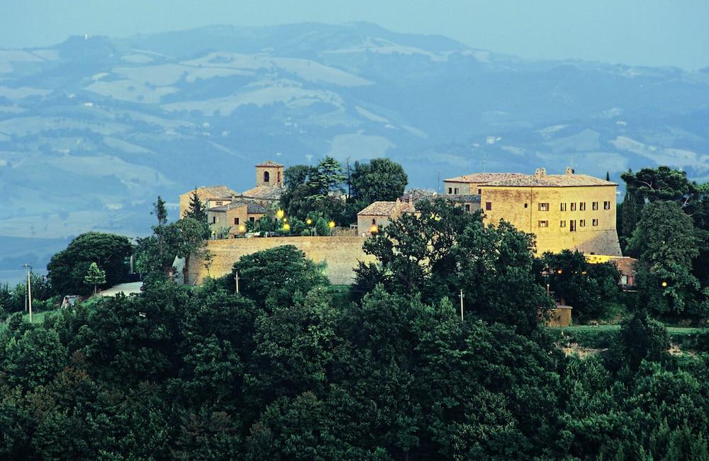 Castello Di Montegridolfo Spa Resort Экстерьер фото