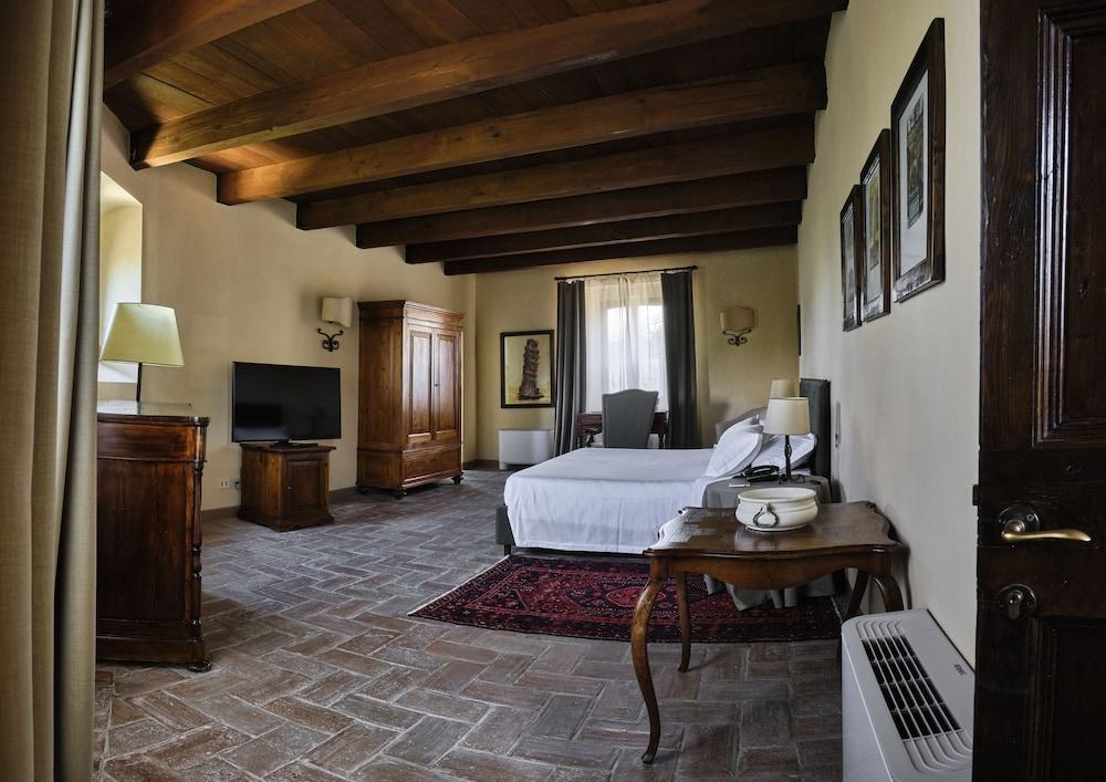 Castello Di Montegridolfo Spa Resort Экстерьер фото