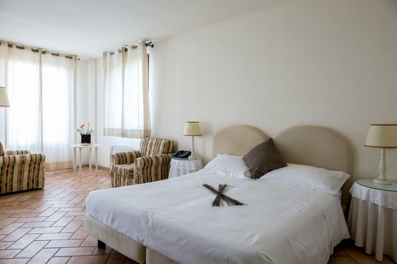 Castello Di Montegridolfo Spa Resort Экстерьер фото