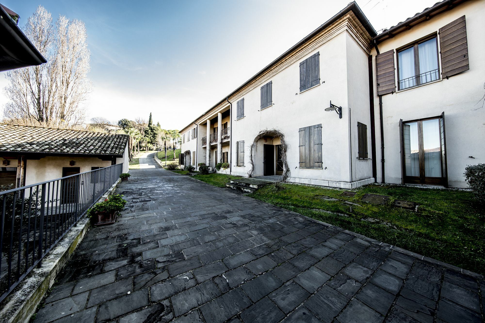 Castello Di Montegridolfo Spa Resort Экстерьер фото